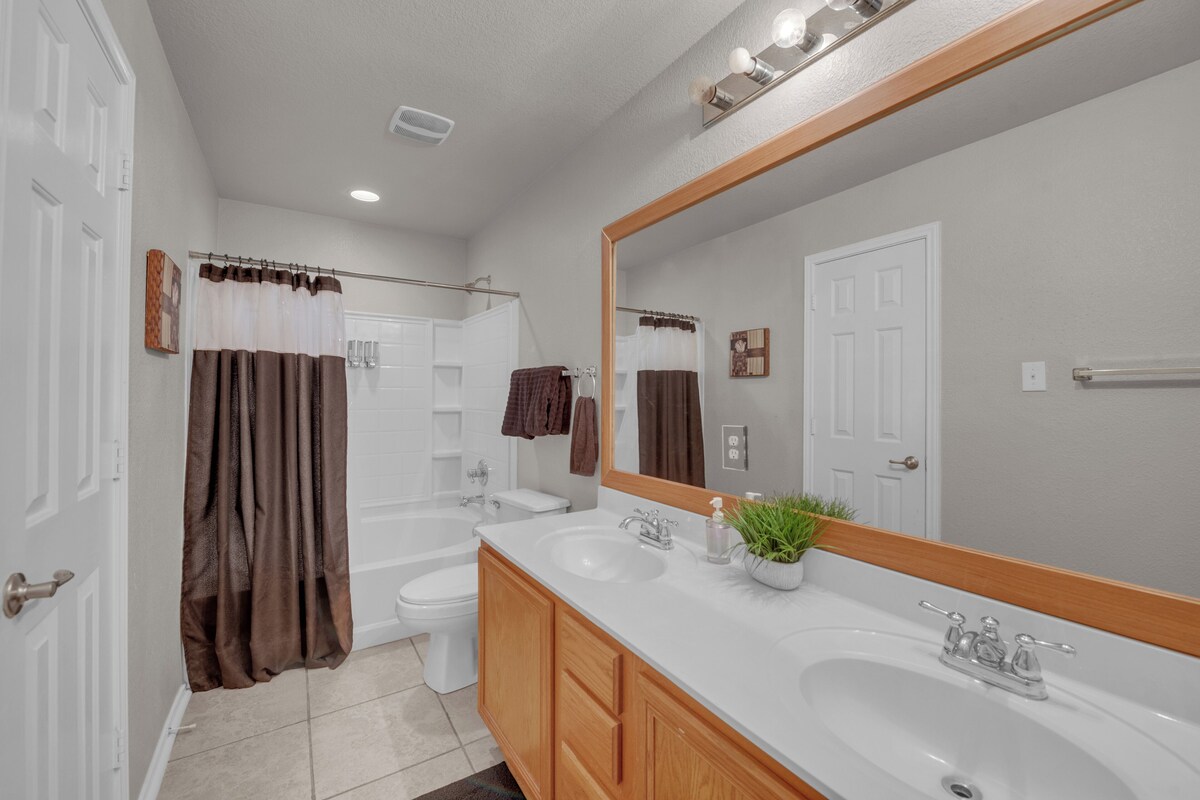 Photo 18 of Cozy 3-Bedroom Retreat with BBQ & Games