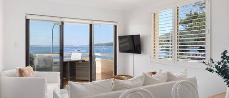 Smart TV