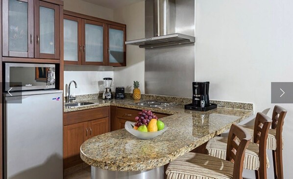 Private kitchen - Grand Luxxe 1 bedroom in charming Vidanta Nuevo Vallarta with AC, WiFi (Nuevo Vallarta)