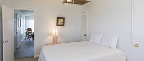 3 عدّة غرف نوم وواي فاي وملاءات أسرّة