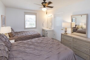 3 bedrooms, WiFi, bed sheets