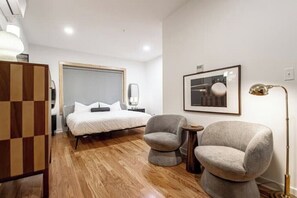 WiFi - Steps to Bathhouses| Historic Downtown Studio (Hot Springs)