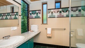 Chuveiro, secador de cabelo