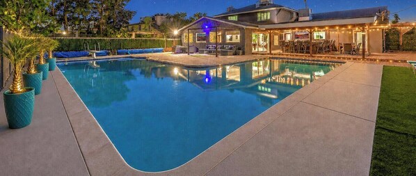 Outdoor pool, a heated pool