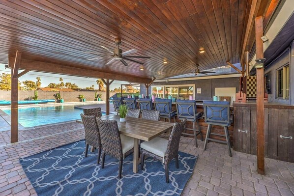 Outdoor pool, a heated pool