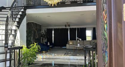 Luxury 5-bedroom/5 bath house with 5500 sf of living space in Fallbrook