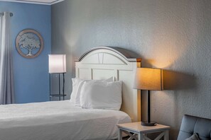 Free WiFi, bed sheets - Ocean View Condo Sleeps 4! (Myrtle Beach)