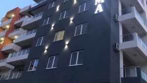 Front of property - Elma Hotel (Bar)