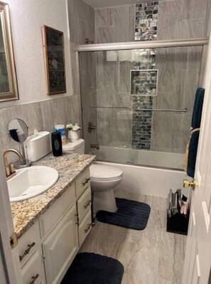 Towels, soap, toilet paper