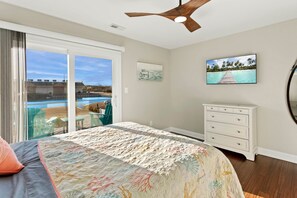 5 bedrooms, free WiFi, bed sheets