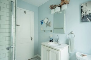 Een douche, een haardroger