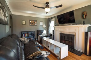 TV connectée, cheminée