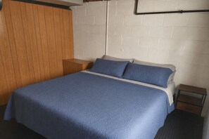 3 chambres, fer et planche à repasser, accès au Wi-Fi (inclus)