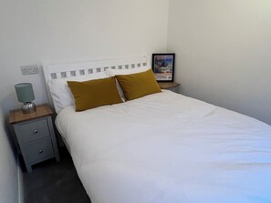 4 chambres, fer et planche à repasser, Wi-Fi, draps fournis
