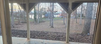 4-bedroom cabin on Fantastic High Rock Lake