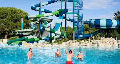 Camping 5* | Parc Aquatique | Cottage climatisé