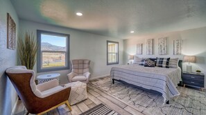 3 chambres, fer et planche à repasser, Wi-Fi gratuit, draps fournis