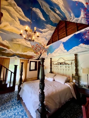 Romantic Cabin, Garden View