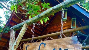Cabin dành cho gia đình, quang cảnh vườn | Truy cập Internet không dây miễn phí, bộ trải giường 