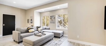 Downtown Hideaway: City Meets Nature Lic#0491