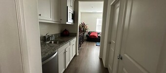 Charming Casita with private entrance in beautiful and secure neighborhood.