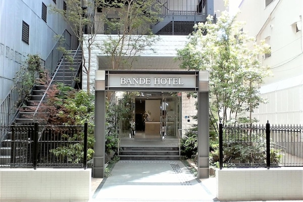 Perincian bahagian luar