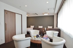 Deluxe Room | Interior - Bande Hotel Osaka (Osaka)