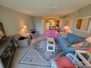 テレビ、書斎 / ワークスペース