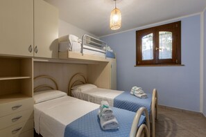 2 bedrooms, WiFi, bed sheets
