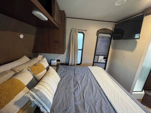 1 Schlafzimmer, Zimmersafe, kostenloses WLAN, Bettwäsche