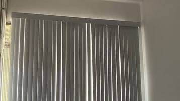 1 quarto, ferros/tábuas de passar roupa, Wi-Fi, roupa de cama