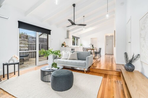 Quiet & Cozy 4 Bedroom Home