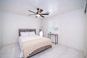 2 chambres, Wi-Fi gratuit, draps fournis