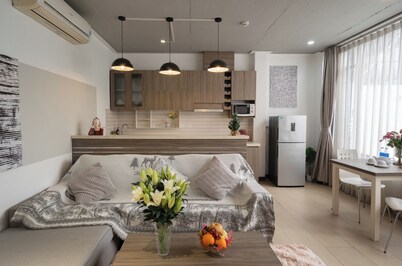 Luxe Paradise Residence 80 Tu Hoa