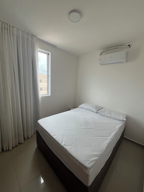 2 室のベッドルーム、アイロン / アイロン台、WiFi、ベッドシーツ