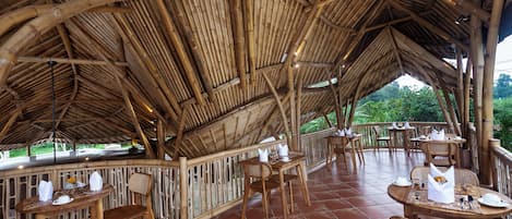 Daily continental breakfast (IDR 120000 per person)