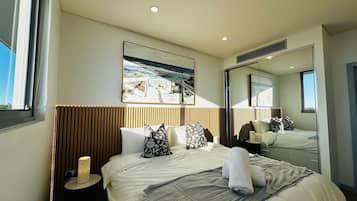 Appartement Supérieur, 3 chambres, vue ville | 3 chambres, Wi-Fi gratuit, draps fournis