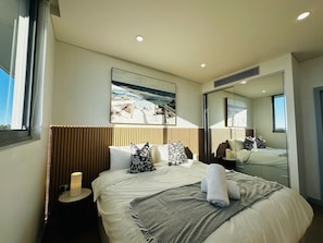 Appartement Supérieur, 3 chambres, vue ville | 3 chambres, Wi-Fi gratuit, draps fournis