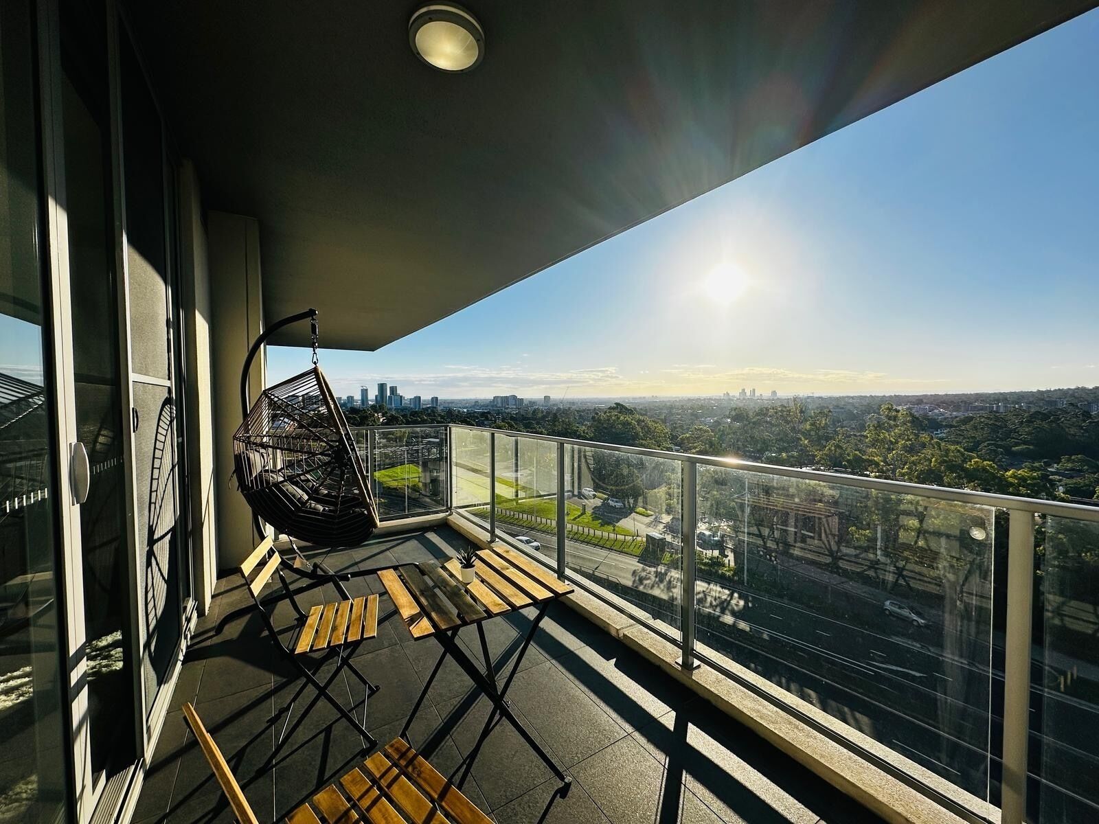 Superior Apartment, 3 Bedrooms, City View | Balcony