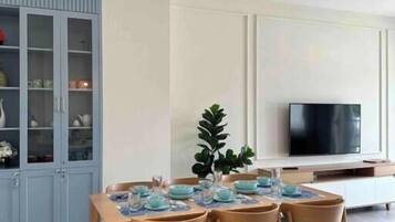 Villa, balcon, vue jardin | Coin séjour