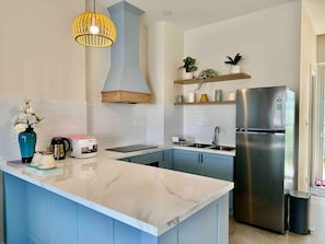 Villa, Balcony, Garden View | Private kitchen | Microwave, stovetop, rice cooker