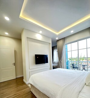 Villa, balcon, vue jardin