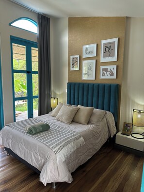 1 bedroom, desk, iron/ironing board, WiFi