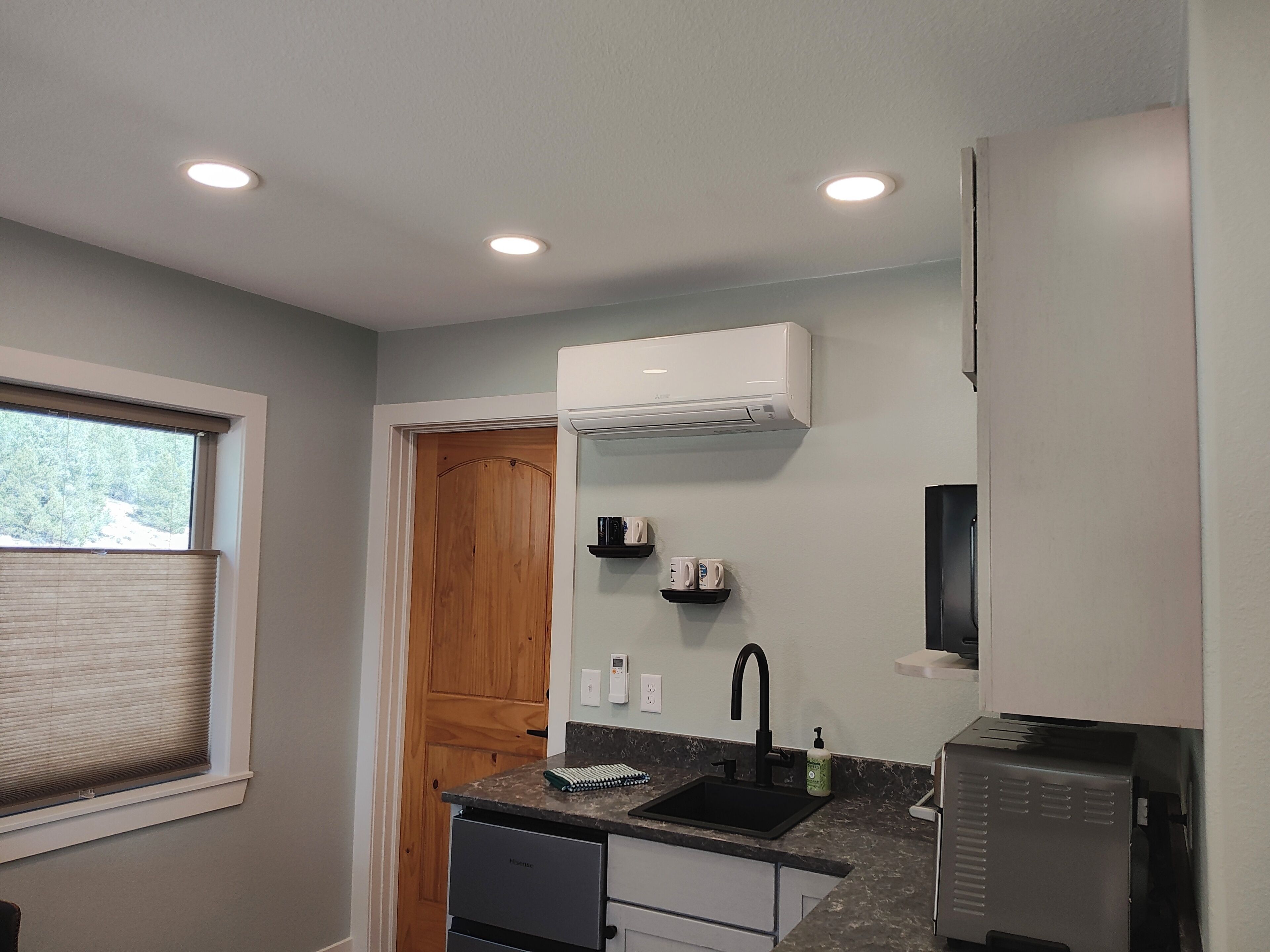 Fridge, microwave, coffee/tea maker, toaster