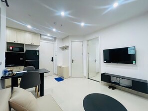 Caja de seguridad en la habitación y decoración personalizada 