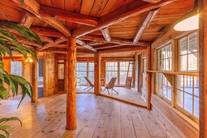 Interior - Incredible Smoky Mtn Lodge w/ Hot Tub Trails & Creek (Cosby)