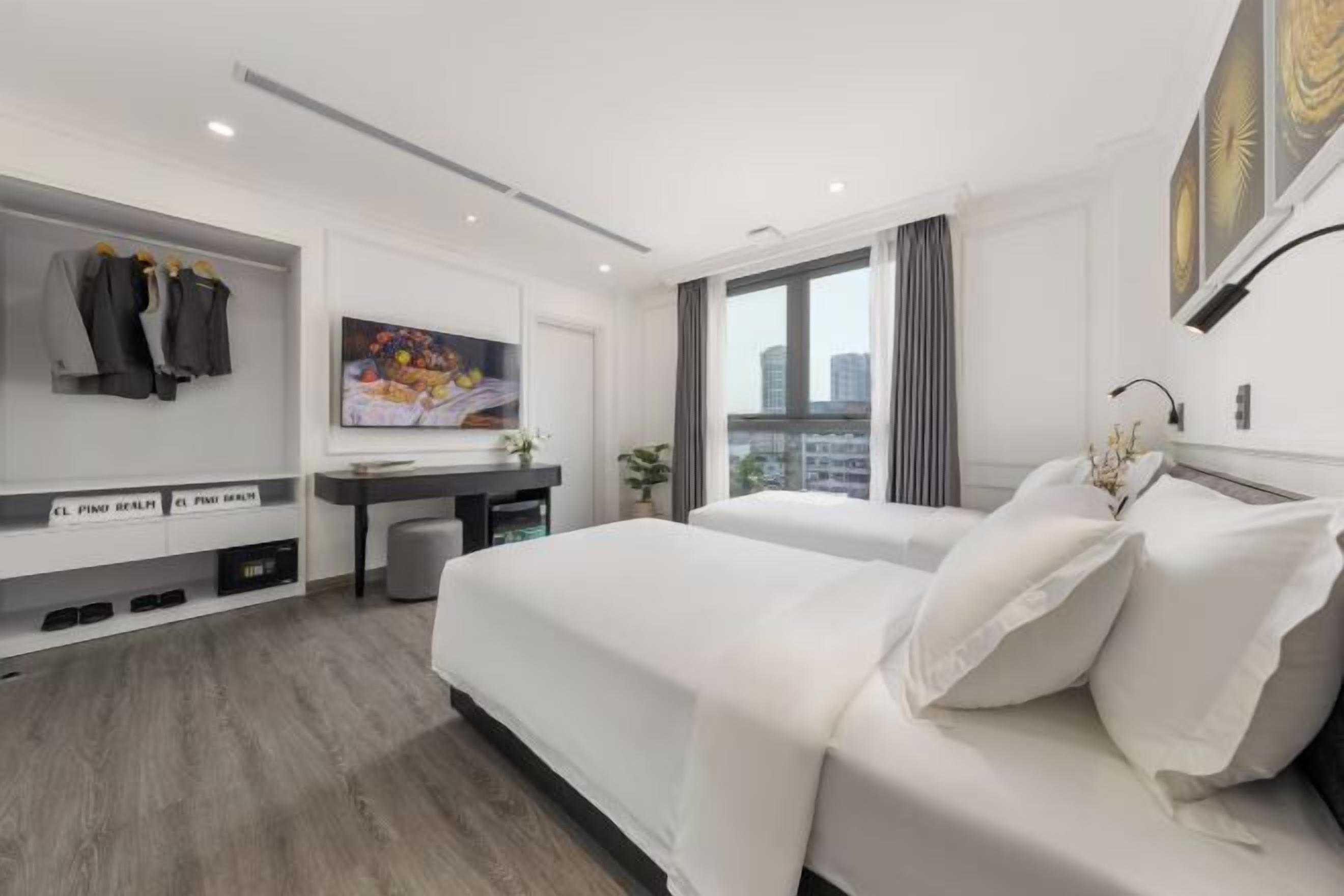 Minibar y caja de seguridad en la habitación 