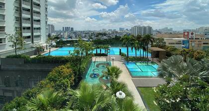 SUNRISE CITY VIEW Retreat