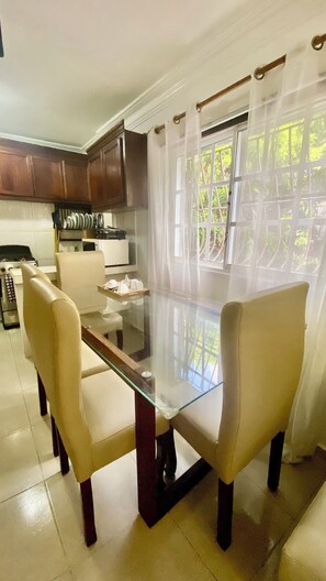 Apartment, 1 Bedroom, Smoking, Terrace | Dining room