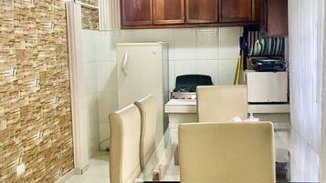 Apartment, 1 Bedroom, Smoking, Terrace | Interior